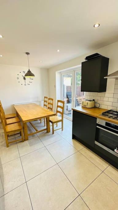 Stunning 3 Bed House Sleeps6 Vila Nottingham Exterior foto